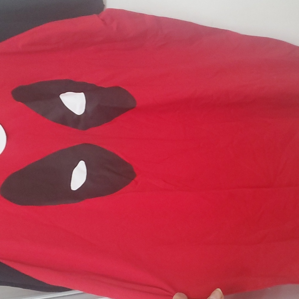 Xtra large Marvel Deadpool tee shirt Unisex